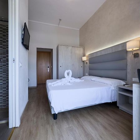 לידו די קאמאיורה Hotel Biagi & Residence מראה חיצוני תמונה