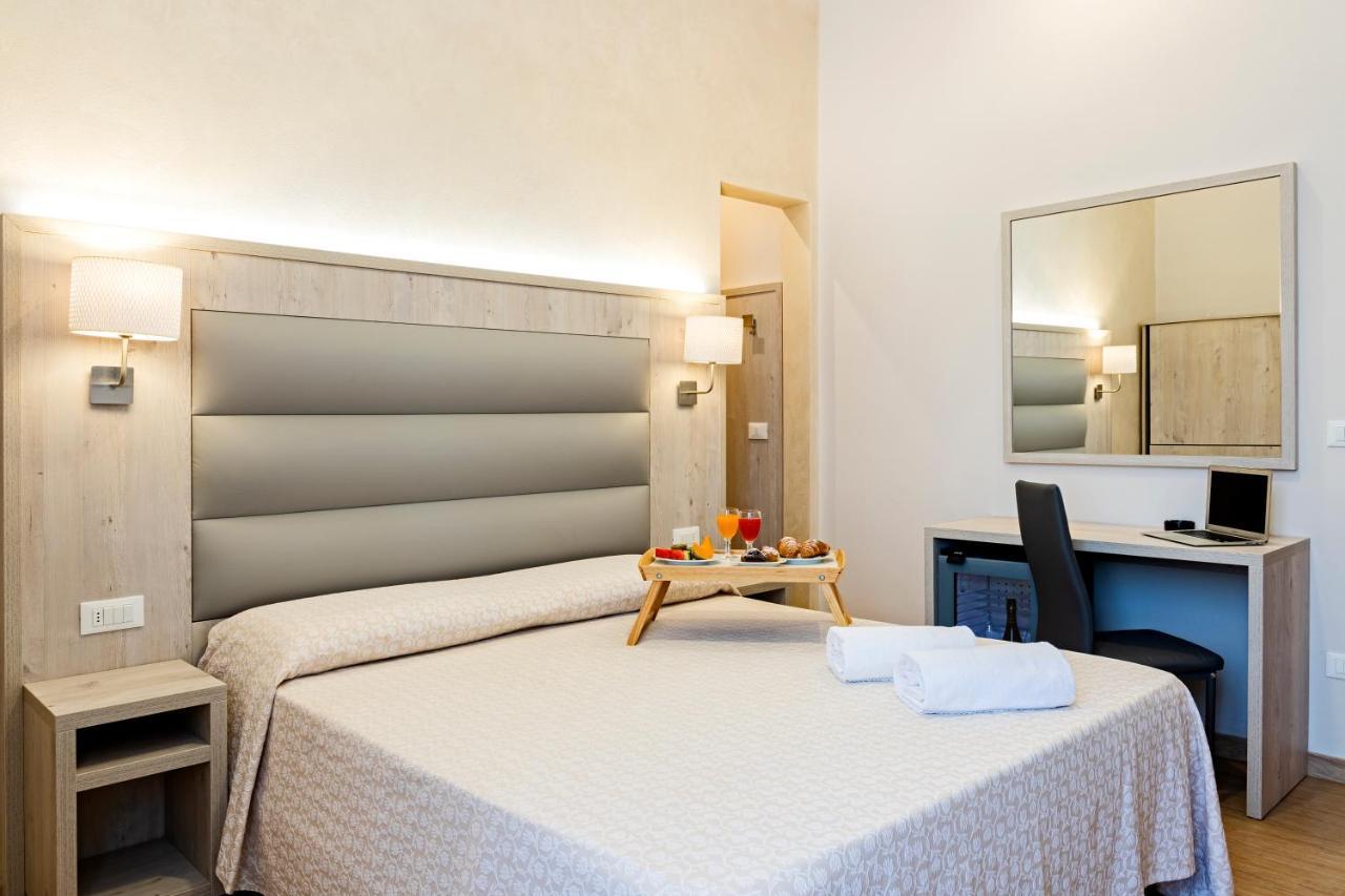 לידו די קאמאיורה Hotel Biagi & Residence מראה חיצוני תמונה