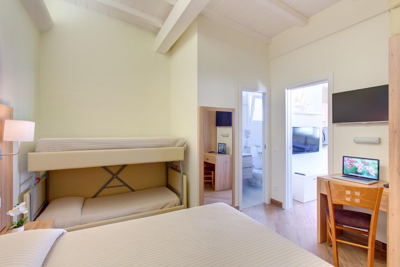 לידו די קאמאיורה Hotel Biagi & Residence מראה חיצוני תמונה