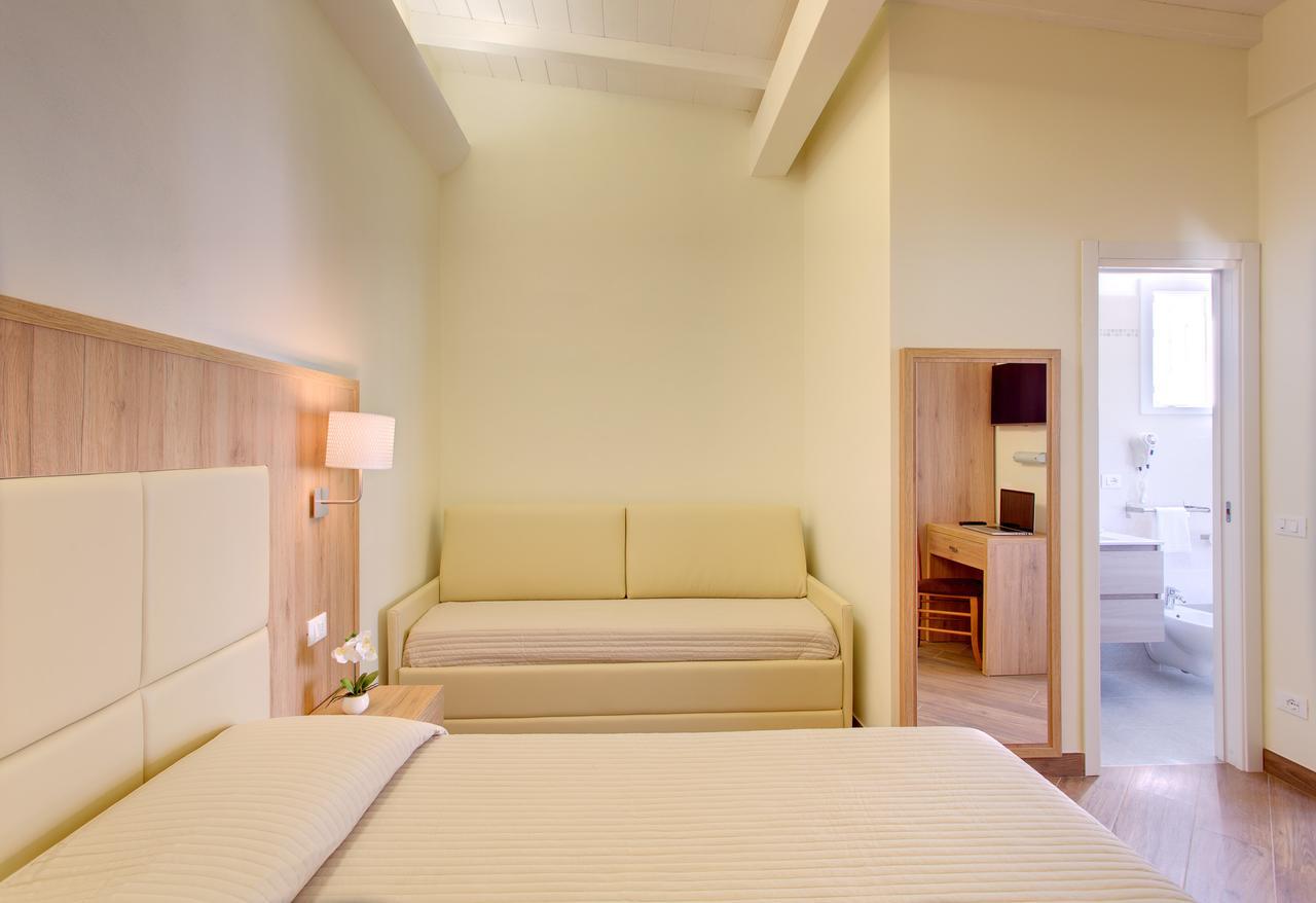 לידו די קאמאיורה Hotel Biagi & Residence מראה חיצוני תמונה