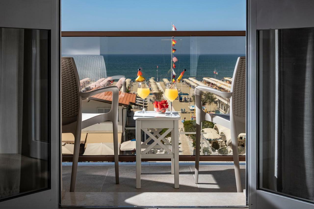 לידו די קאמאיורה Hotel Biagi & Residence מראה חיצוני תמונה