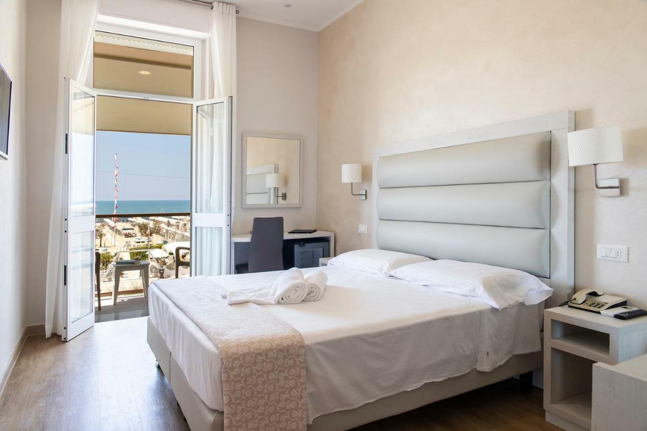 לידו די קאמאיורה Hotel Biagi & Residence מראה חיצוני תמונה